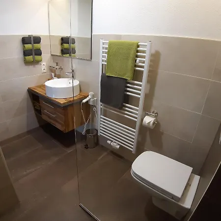 Haus Waldfriede * 장크트 리온하드 임 피츠탈