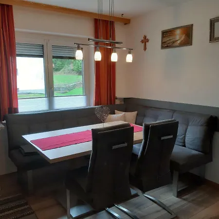 Haus Waldfriede 아파트 *