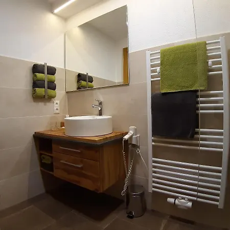 Haus Waldfriede 아파트 장크트 리온하드 임 피츠탈