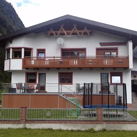 Haus Waldfriede * Sankt Leonhard im Pitztal