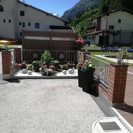 Haus Waldfriede Apartman Sankt Leonhard im Pitztal